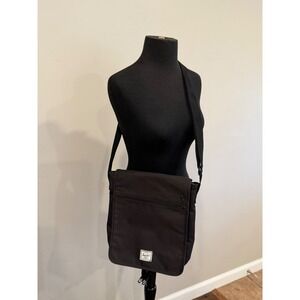 Hershel Supply Co Lane Messenger Black bag Canvas Crossbody Shoulder Bag red str